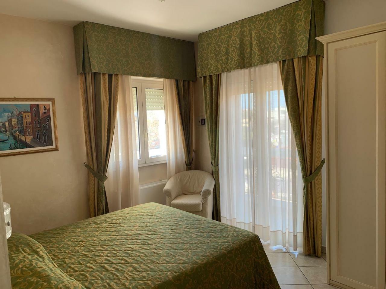 Hotel Residence Veliero Ричоне Екстериор снимка